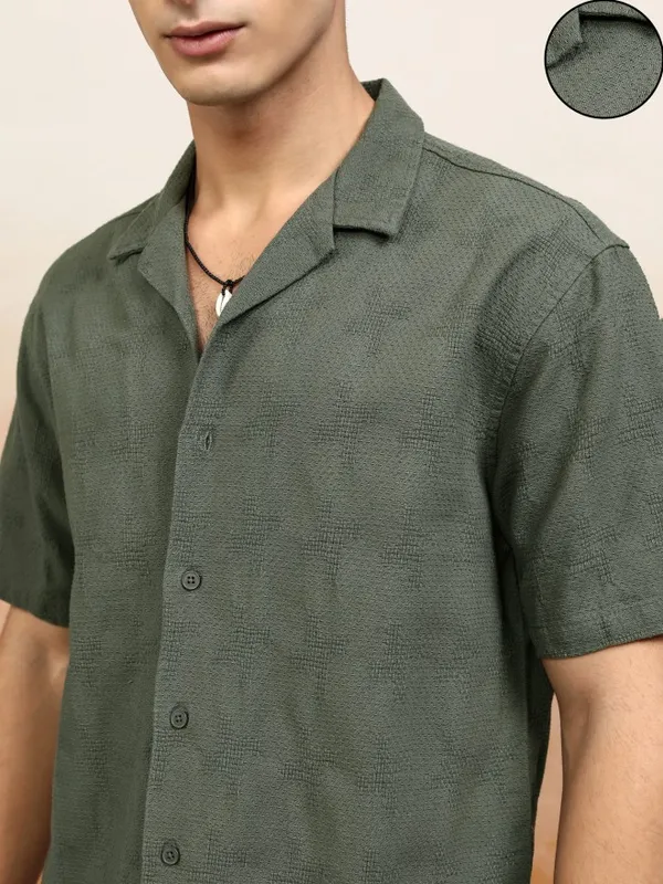 Highlander Men Olive Textured Relaxed Fit Casual Shirt