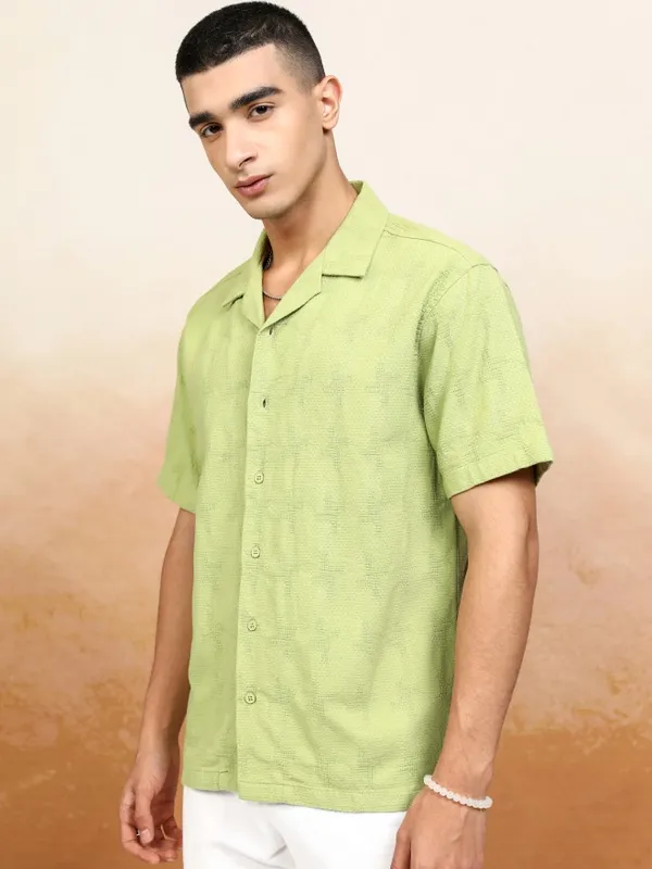 Highlander Men Green Textured Relaxed Fit Casual Shirt