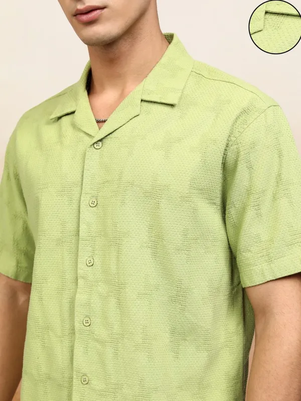Highlander Men Green Textured Relaxed Fit Casual Shirt