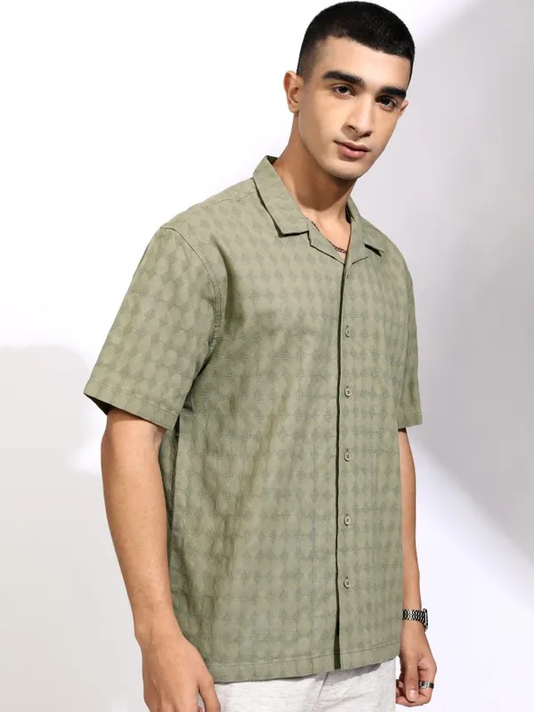 Highlander Men Olive Textured Relaxed Fit Casual Shirt