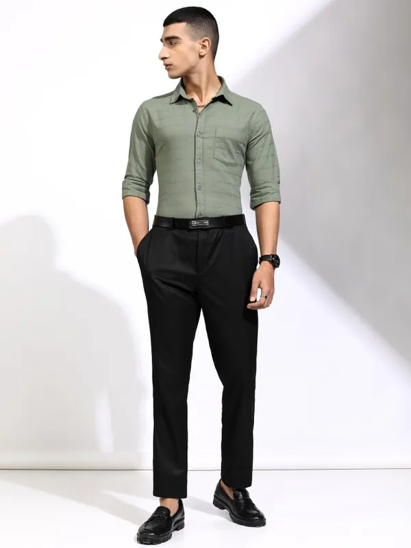 Highlander Men Olive Textured Regular Fit Casual Shirt