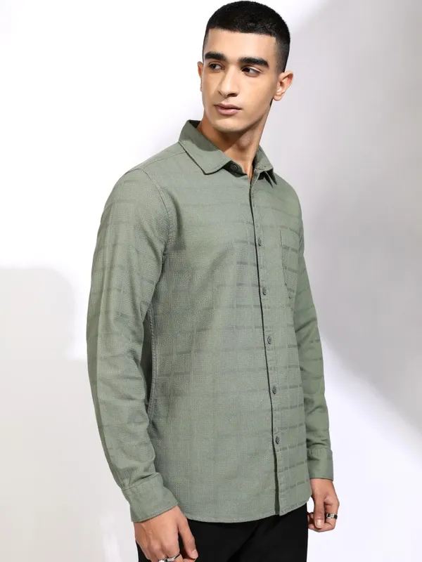 Highlander Men Olive Textured Regular Fit Casual Shirt
