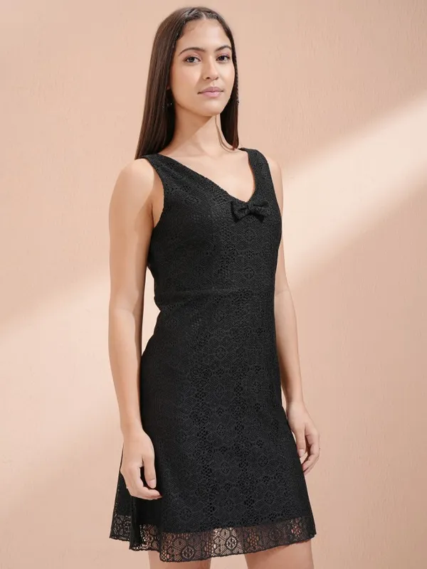 Tokyo Talkies Women Black Self Design Fit And Flare Dress