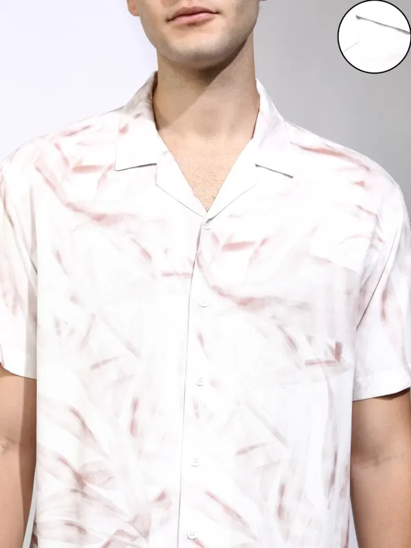 Highlander Men White Printed Relaxed Fit Casual Shirt