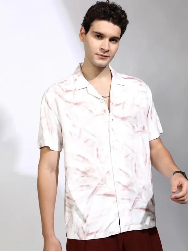 Highlander Men White Printed Relaxed Fit Casual Shirt