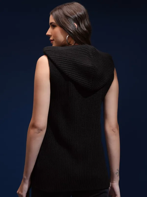 Women Self Design Sweater