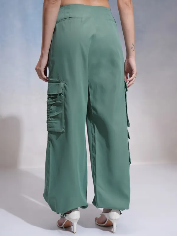 Tokyo Talkies Women Green Solid Loose Fit Cargos