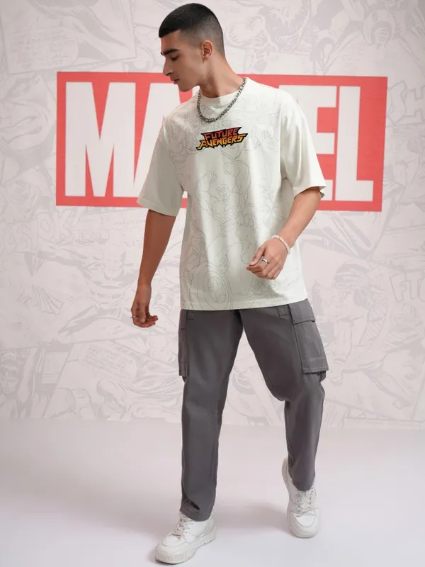 Marvel By Highlander Men Off White Avengers Printed Round Neck Oversized Fit T-Shirt