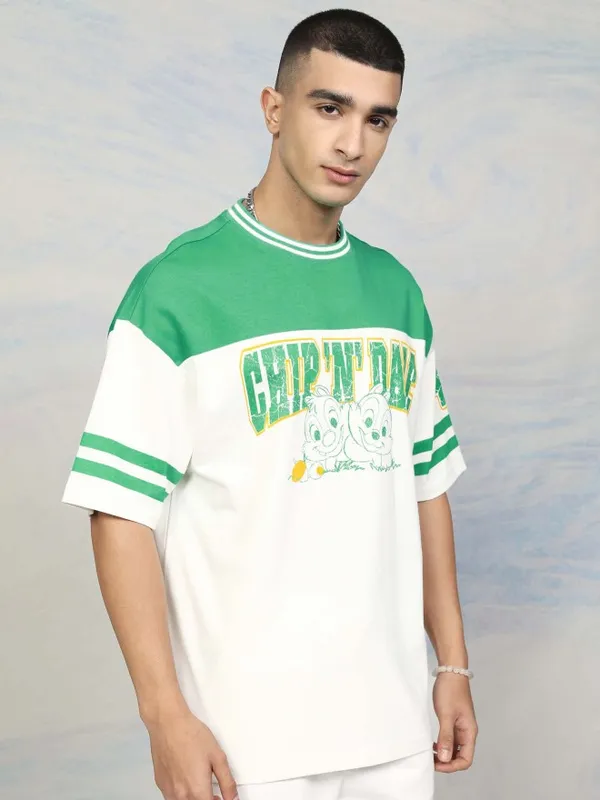Disney By Highlander Men Green Chip And Dale Printed Round Neck Oversized Fit T-Shirt