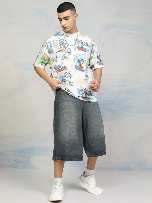 Mickey Mouse Men Printed Round Neck Oversized Fit T-Shirt
