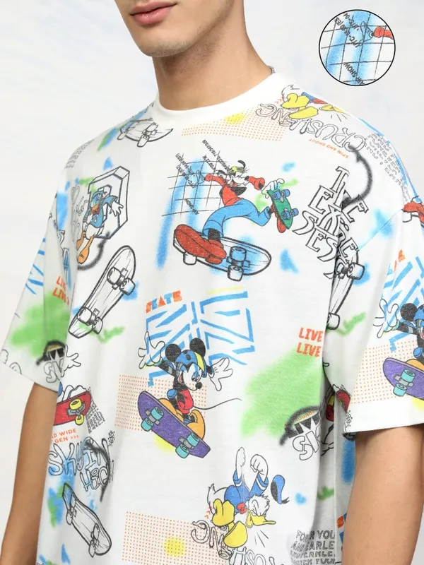 Mickey Mouse Men Printed Round Neck Oversized Fit T-Shirt