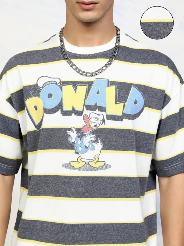 Donald Duck Men Printed Round Neck Oversized Fit T-Shirt