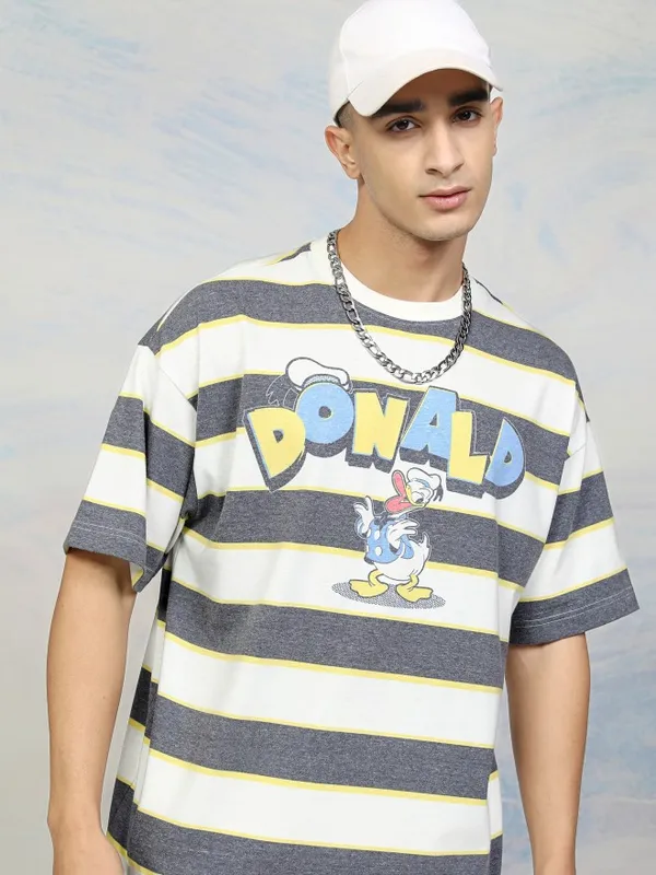 Disney By Highlander Men Off White Donald Duck Printed Round Neck Oversized Fit T-Shirt