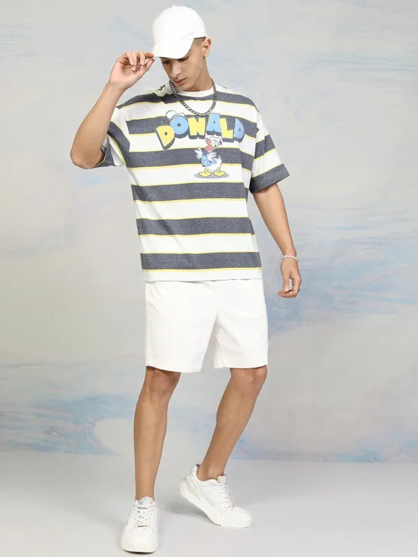 Disney By Highlander Men Off White Donald Duck Printed Round Neck Oversized Fit T-Shirt