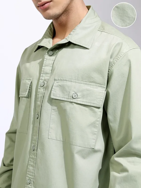 Highlander Men Green Solid Oversized Fit Casual Shirt