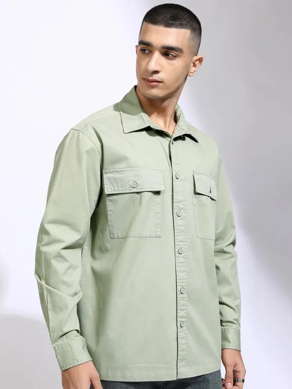Highlander Men Green Solid Oversized Fit Casual Shirt