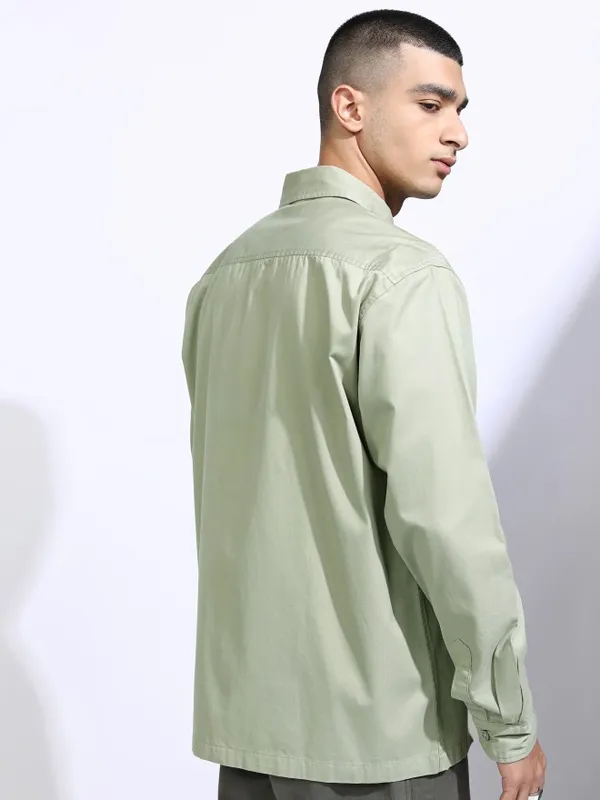 Highlander Men Green Solid Oversized Fit Casual Shirt