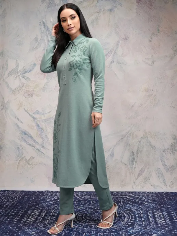 Vishudh Women Green Printed Kurta With Trousers