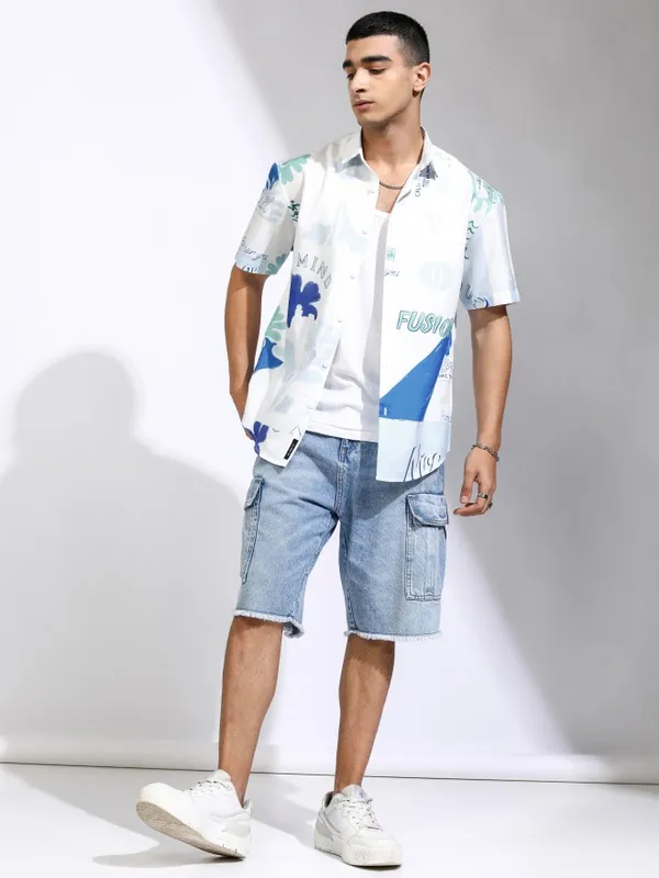 Highlander Men White Printed Relaxed Fit Casual Shirt