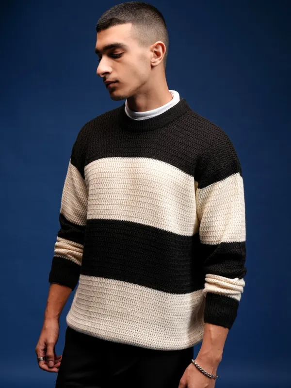 Highlander Men Black Round Neck Pullover Sweater