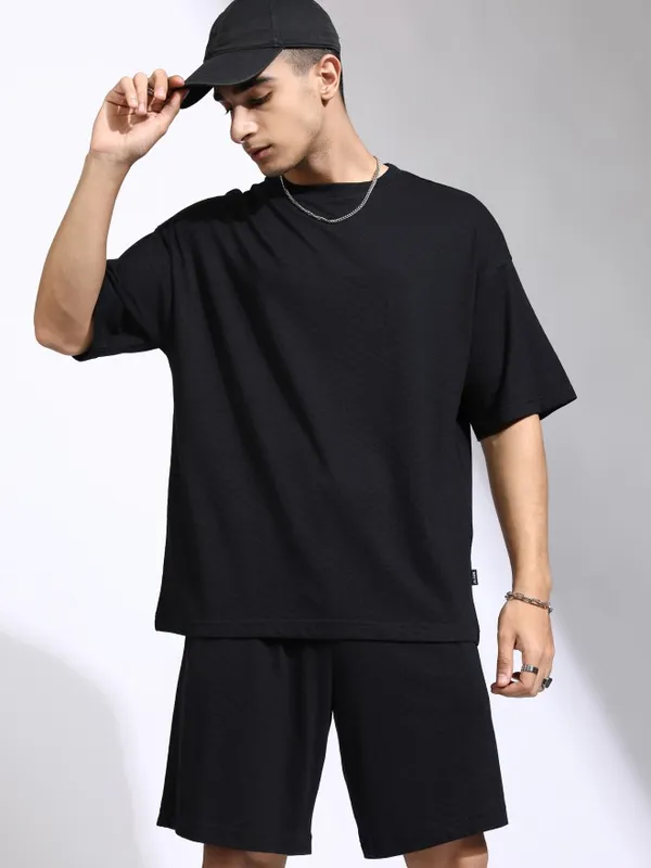 Highlander Men Black T-Shirt With Shorts Co-Ords