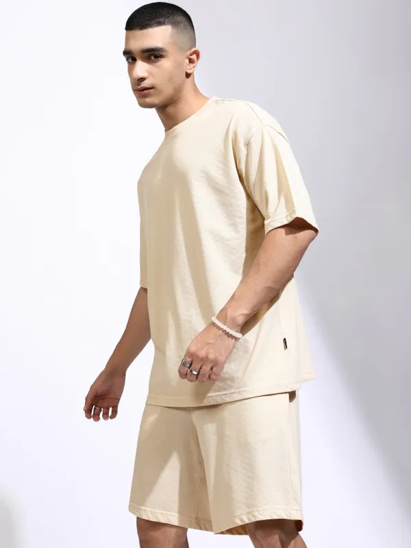 Highlander Men Cream T-Shirt With Shorts Co-Ords