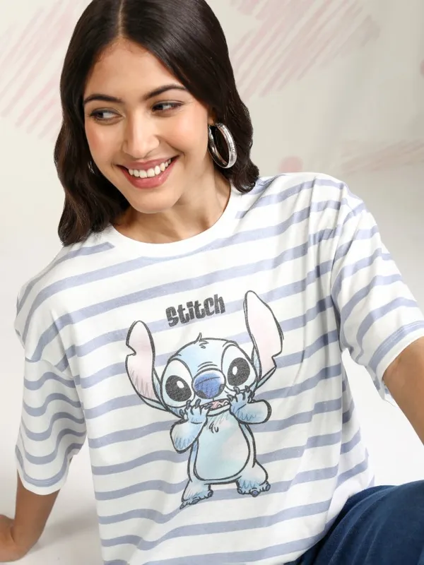 Disney By Tokyo Talkies Women Blue Stitch Printed Round Neck T-Shirt