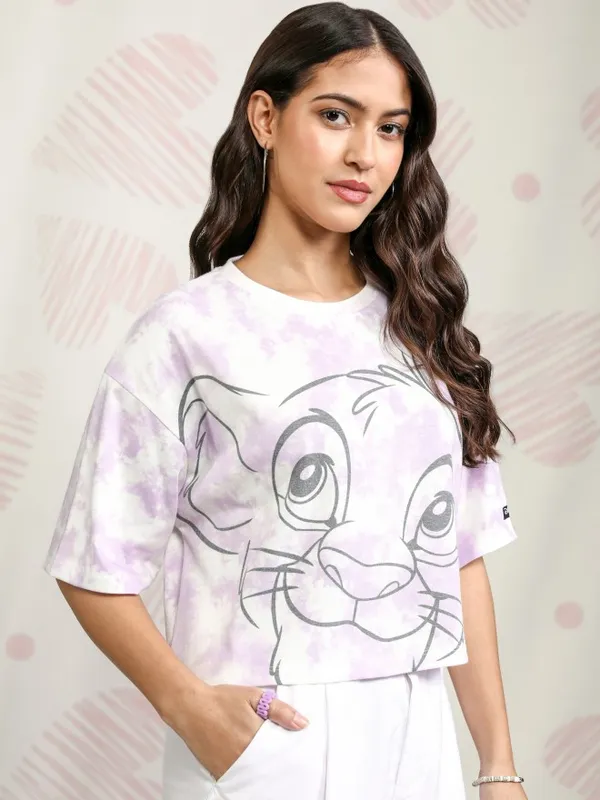 Disney By Tokyo Talkies Women Lavender Lion King Printed Round Neck T-Shirt