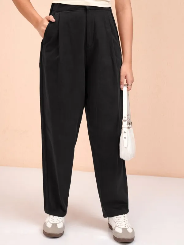 Solid Regular Fit Casual Trouser