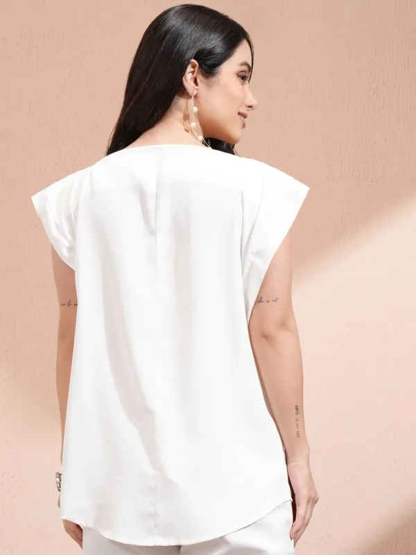Solid Regular Top
