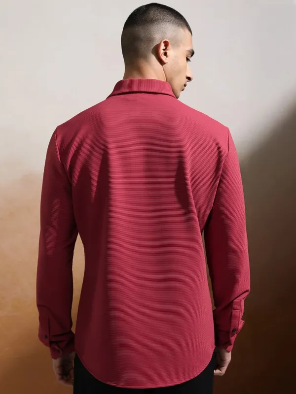 Highlander Men Pink Textured Slim Fit Casual Shirt