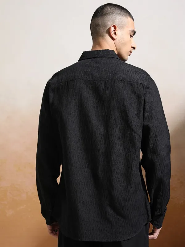 Highlander Men Black Textured Regular Fit Casual Shirt
