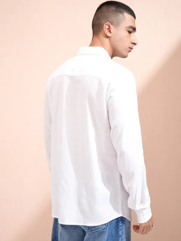 Highlander Men White Textured Relaxed Fit Casual Shirt
