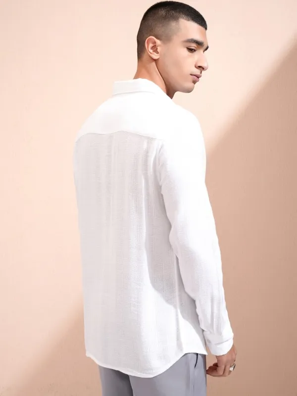 Highlander Men White Textured Relaxed Fit Casual Shirt
