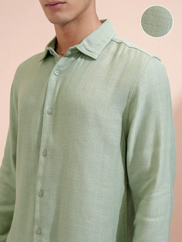 Highlander Men Green Textured Relaxed Fit Casual Shirt