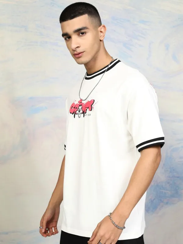 Disney By Highlander Men White Goofy Printed Round Neck Relaxed Fit T-Shirt