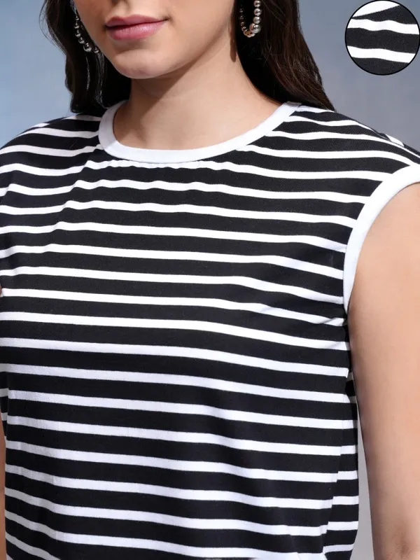 Tokyo Talkies Women Black Striped Round Neck T-Shirt