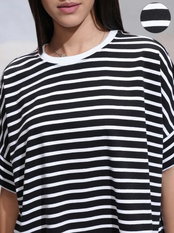 Tokyo Talkies Women Black Striped Round Neck T-Shirt