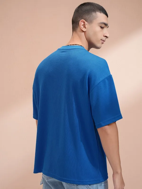 Highlander Men Blue Round Neck Printed Oversized Fit T-Shirt