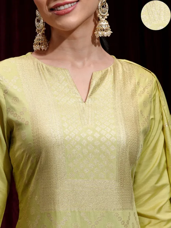 Vishudh Women Green Kurta With Trousers And Dupatta