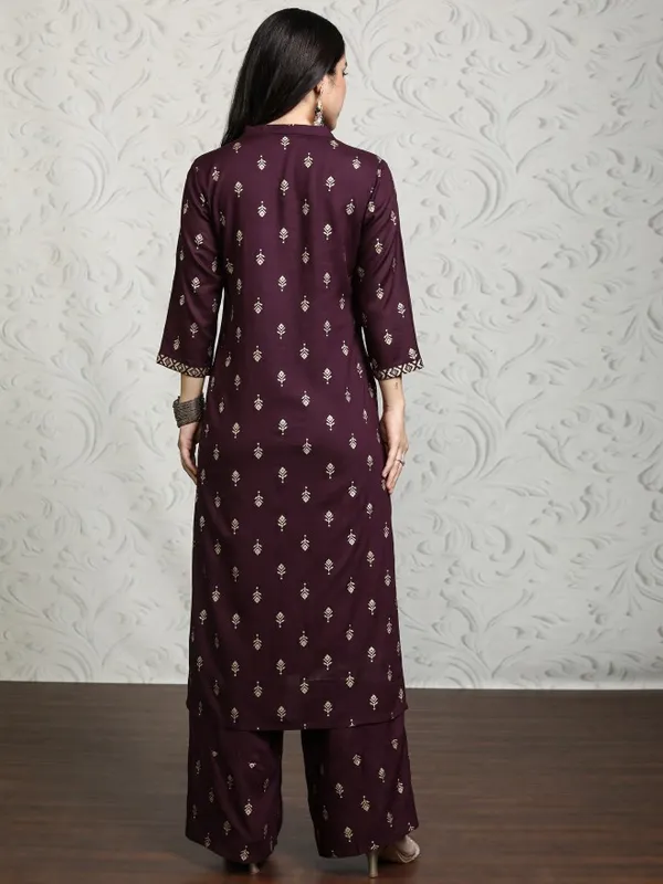 Vishudh Women Maroon Printed Kurta With Palazzos
