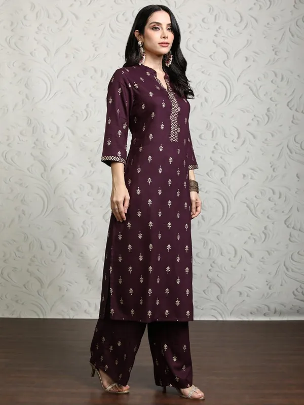 Vishudh Women Maroon Printed Kurta With Palazzos