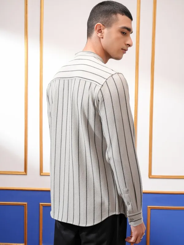 Highlander Men Olive Striped Slim Fit Casual Shirt