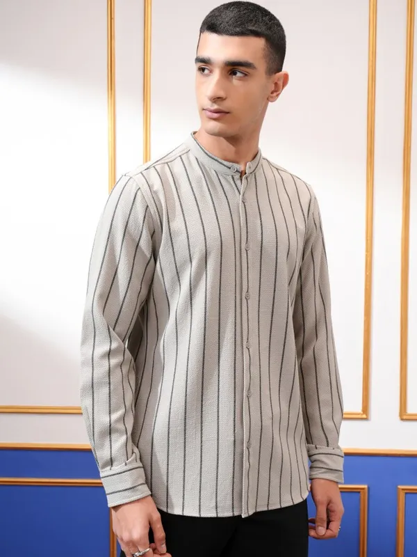 Highlander Men Olive Striped Slim Fit Casual Shirt