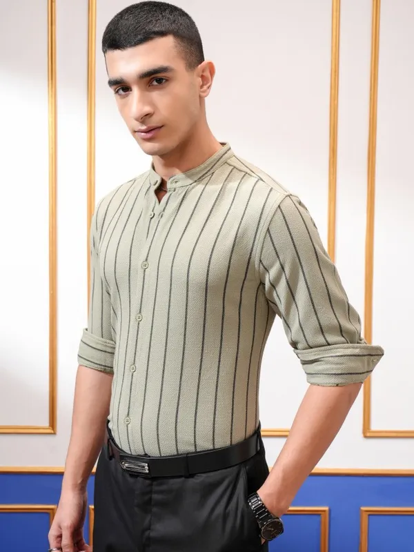 Highlander Men Green Striped Slim Fit Casual Shirt