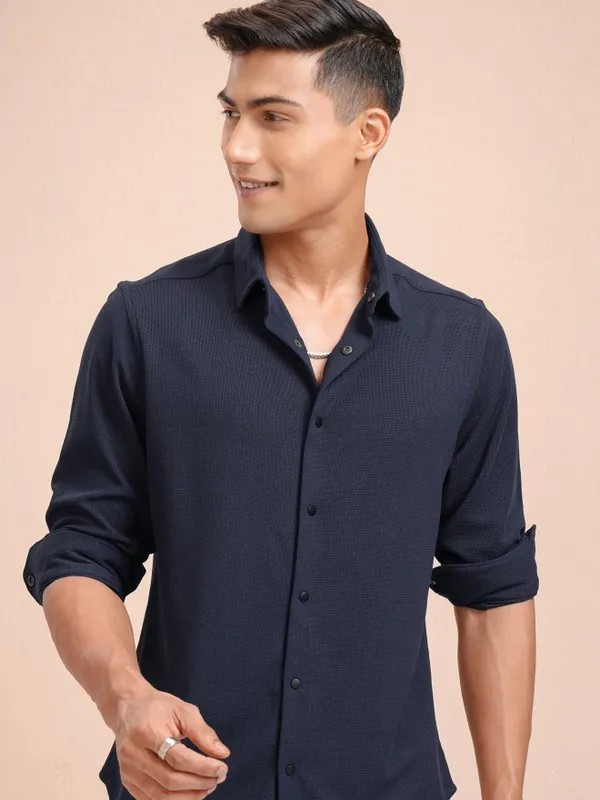 Men Slim Fit Casual Shirt