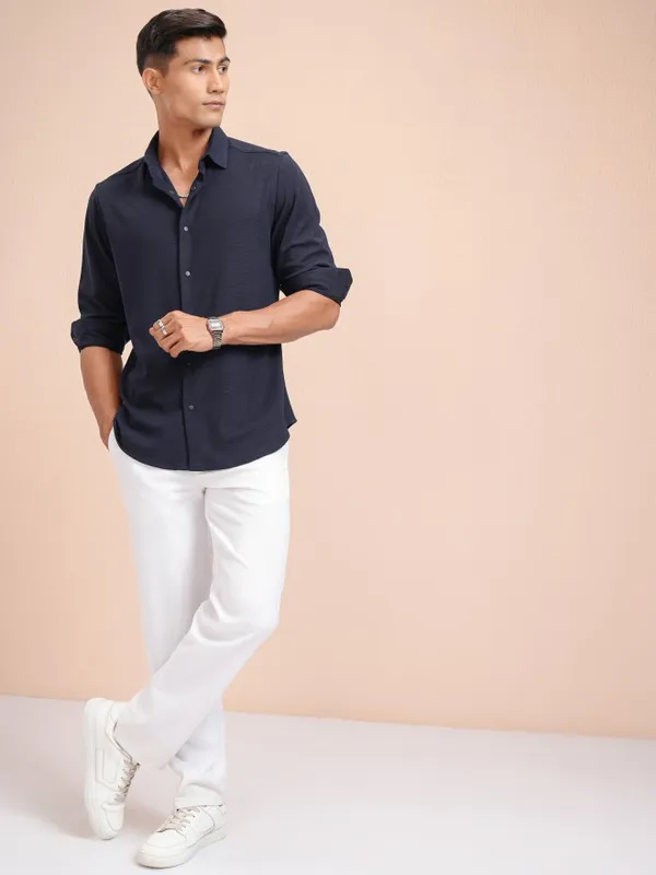 Men Slim Fit Casual Shirt