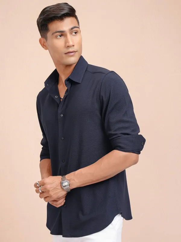 Men Slim Fit Casual Shirt