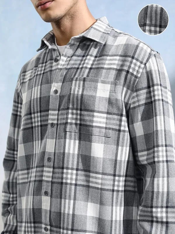 Highlander Men Grey Checked Relaxed Fit Casual Shirt