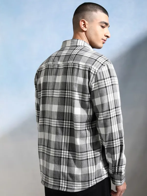 Highlander Men Grey Checked Relaxed Fit Casual Shirt